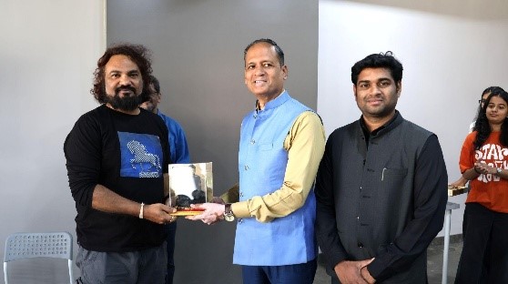 Workshop on “Form Concept to Creation - Hands on Prototyping and Model Making” - Photo 1
