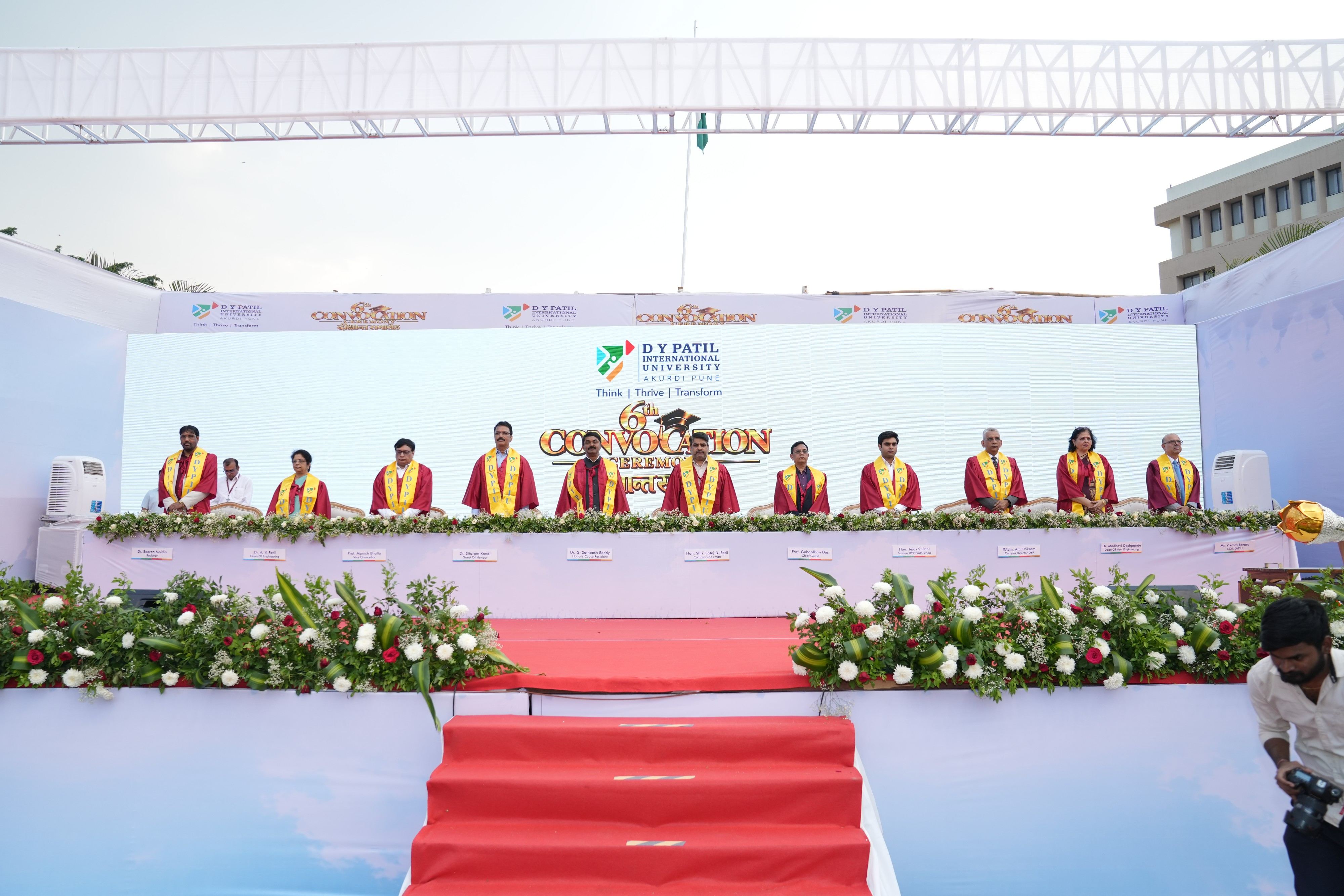 6th Convocation Ceremony of D Y Patil International University - Photo 2